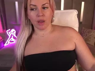 LINDAJAWEL's Live Sex Cam Show