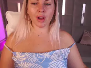 LINDAJAWEL's Live Sex Cam Show
