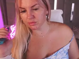 LINDAJAWEL's Live Sex Cam Show