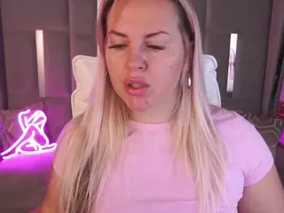 LINDAJAWEL's Live Sex Cam Show