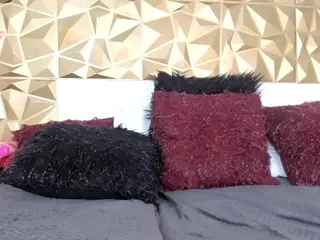 thamara-angels1's Live Sex Cam Show