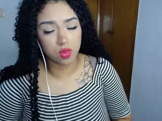 barbara-falcon's Live Sex Cam Show