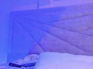 Eli Heaven's Live Sex Cam Show