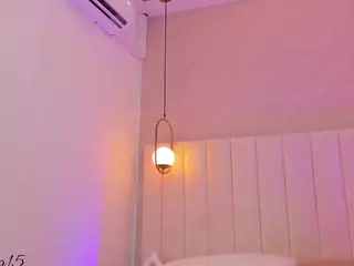 kosmic21's Live Sex Cam Show