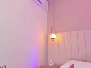 kosmic21's Live Sex Cam Show