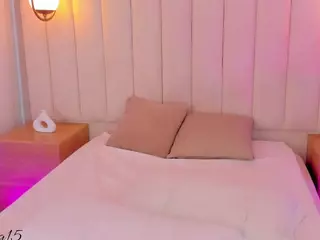 kosmic21's Live Sex Cam Show