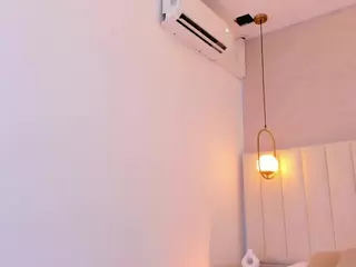 kosmic21's Live Sex Cam Show