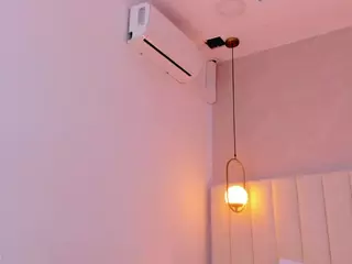 kosmic21's Live Sex Cam Show