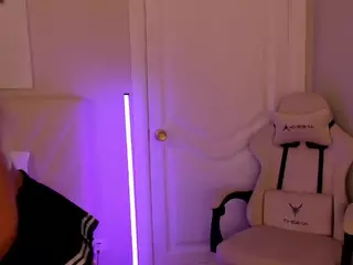 LeilaToker's Live Sex Cam Show