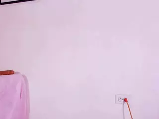 sofia-dkr's Live Sex Cam Show