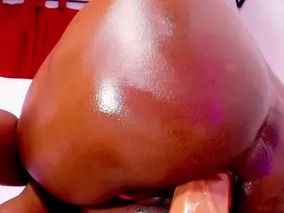sofia-dkr's Live Sex Cam Show