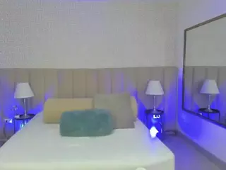 tisha-cole's Live Sex Cam Show