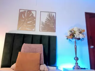 AgathaaWhite's Live Sex Cam Show