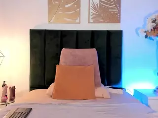 AgathaaWhite's Live Sex Cam Show