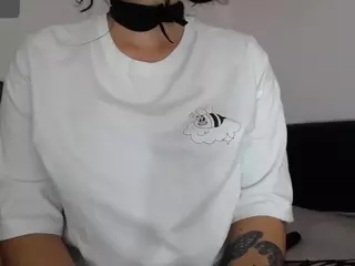 AgathaBolton's Live Sex Cam Show