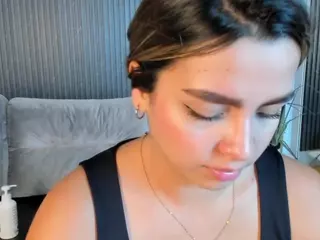 Ambar's Live Sex Cam Show
