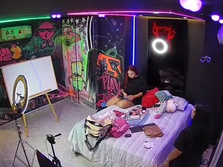 voyeurcam casa salsa disturbed's Live Sex Cam Show