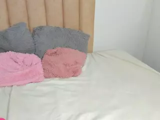Sia's Live Sex Cam Show
