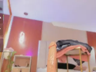 Hanna-Red's Live Sex Cam Show