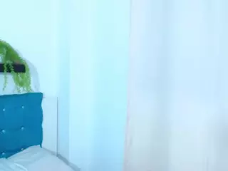 Sweetsmoon's Live Sex Cam Show