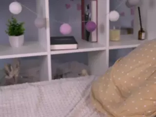 AlliceWilson's Live Sex Cam Show