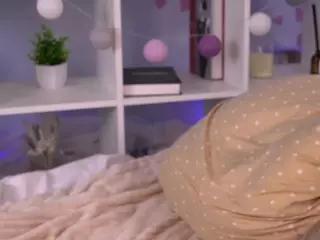 AlliceWilson's Live Sex Cam Show