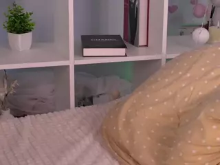AlliceWilson's Live Sex Cam Show
