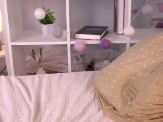 AlliceWilson's Live Sex Cam Show