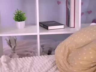 AlliceWilson's Live Sex Cam Show