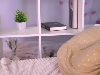AlliceWilson's Live Sex Cam Show