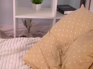 AlliceWilson's Live Sex Cam Show