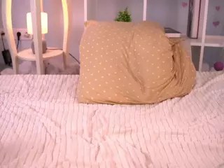 AlliceWilson's Live Sex Cam Show