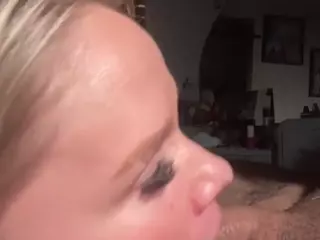 Cce9388's Live Sex Cam Show
