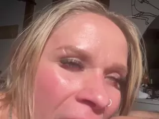 Cce9388's Live Sex Cam Show