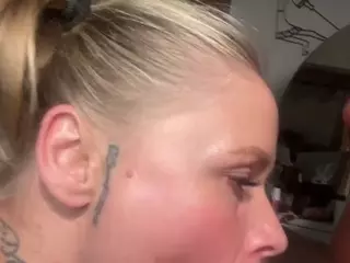 Cce9388's Live Sex Cam Show