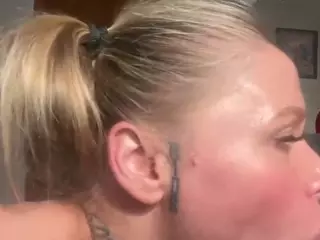 Cce9388's Live Sex Cam Show