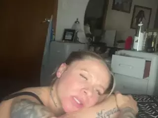 Cce9388's Live Sex Cam Show