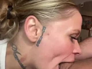 Cce9388's Live Sex Cam Show