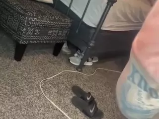 Cce9388's Live Sex Cam Show