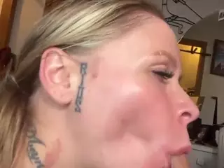 Cce9388's Live Sex Cam Show