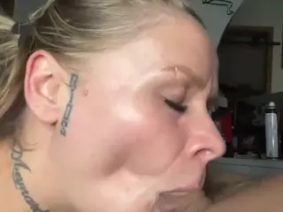 Cce9388's Live Sex Cam Show