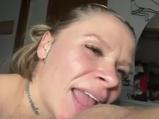 Cce9388's Live Sex Cam Show