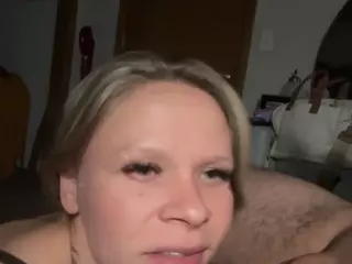 Cce9388's Live Sex Cam Show