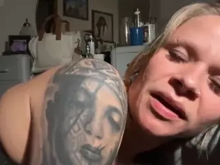 Cce9388's Live Sex Cam Show