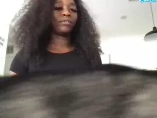 modesty's Live Sex Cam Show