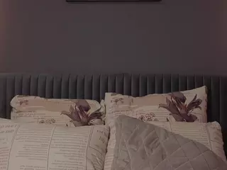 adelheid1's Live Sex Cam Show