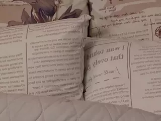 adelheid1's Live Sex Cam Show