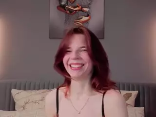 adelheid1's Live Sex Cam Show
