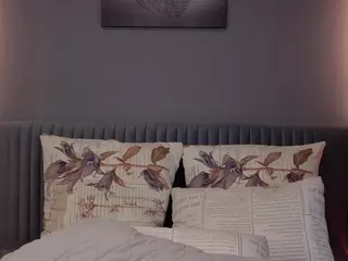 adelheid1's Live Sex Cam Show