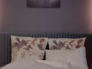 adelheid1's Live Sex Cam Show